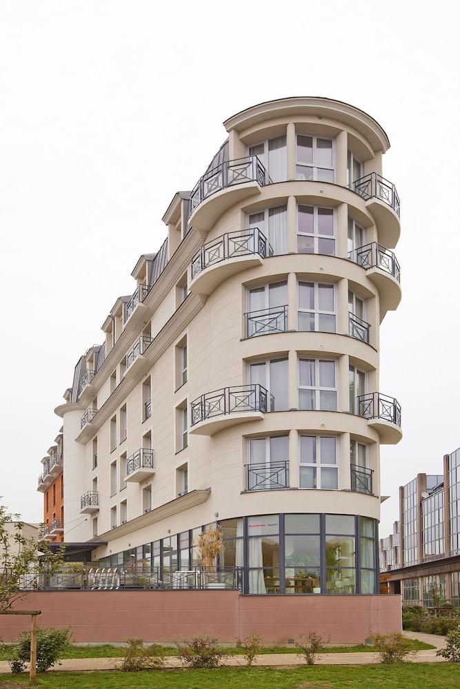 Residhome Neuilly Bords De Marne Exterior photo