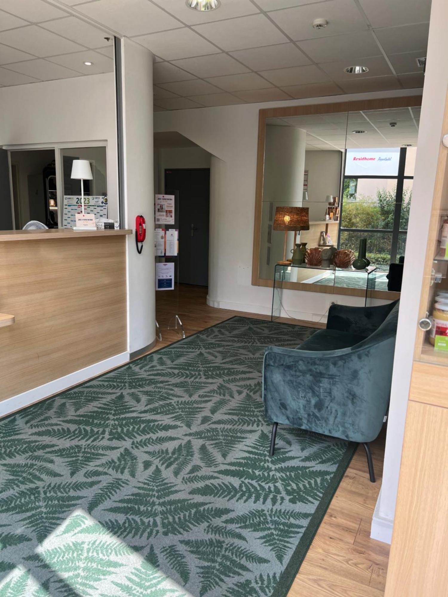 Residhome Neuilly Bords De Marne Exterior photo