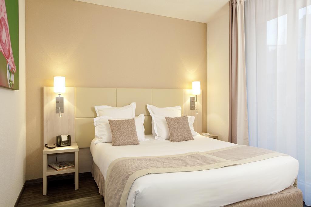Residhome Neuilly Bords De Marne Room photo
